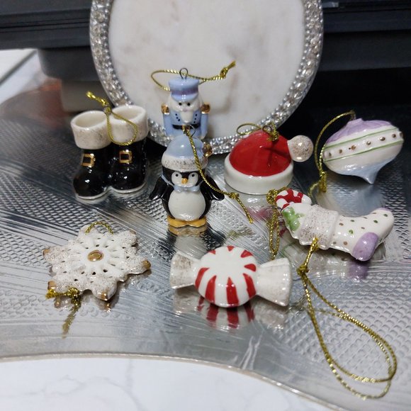 Lenox Christmas Memories 8 Piece Ornament Set Lenox 867170 - Picture 2 of 5